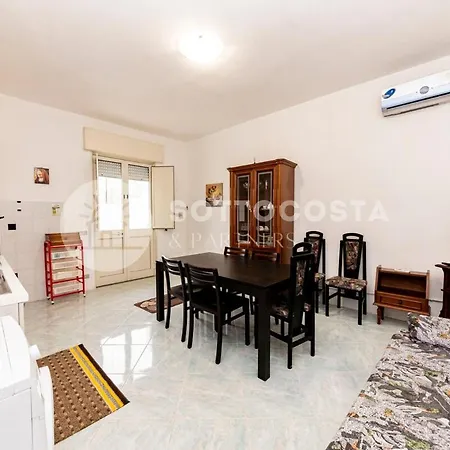 Il Porto Segreto - Torre Specchia Apartment *